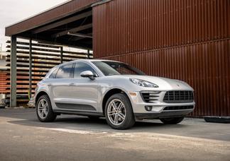 Porsche Macan car