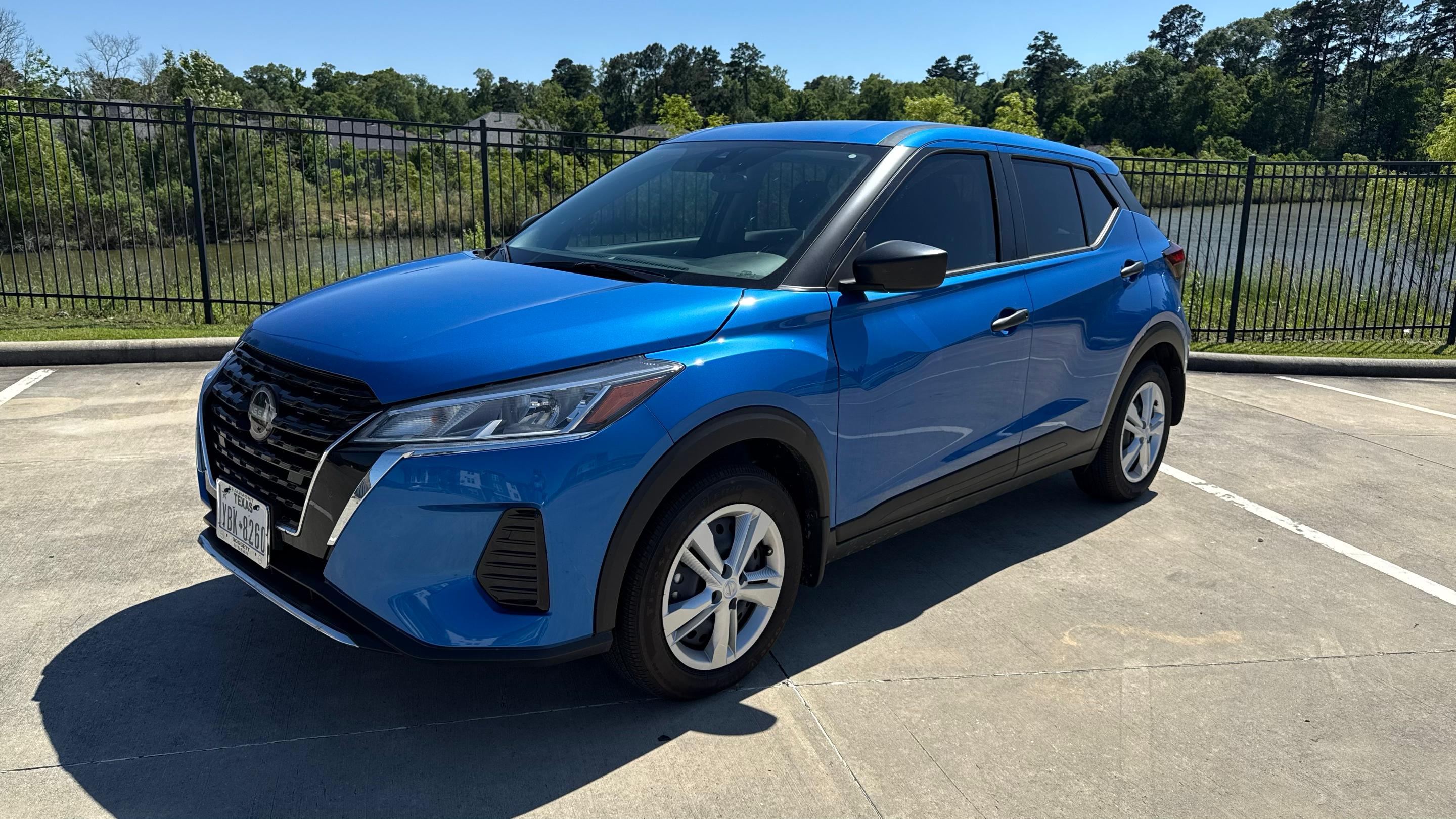 Nissan Kicks Play 2025 in Denham Springs, LA