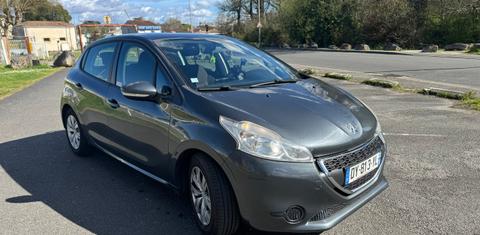 Peugeot 208 2015