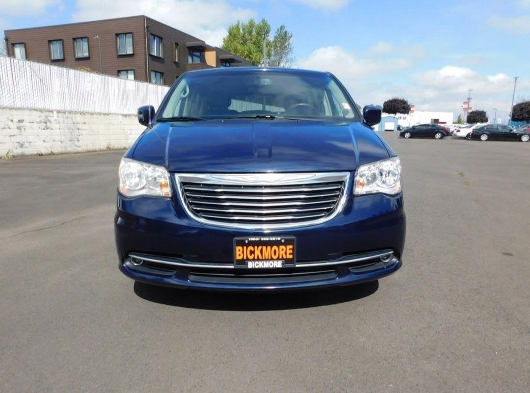 Chrysler Town & Country 2014 in 