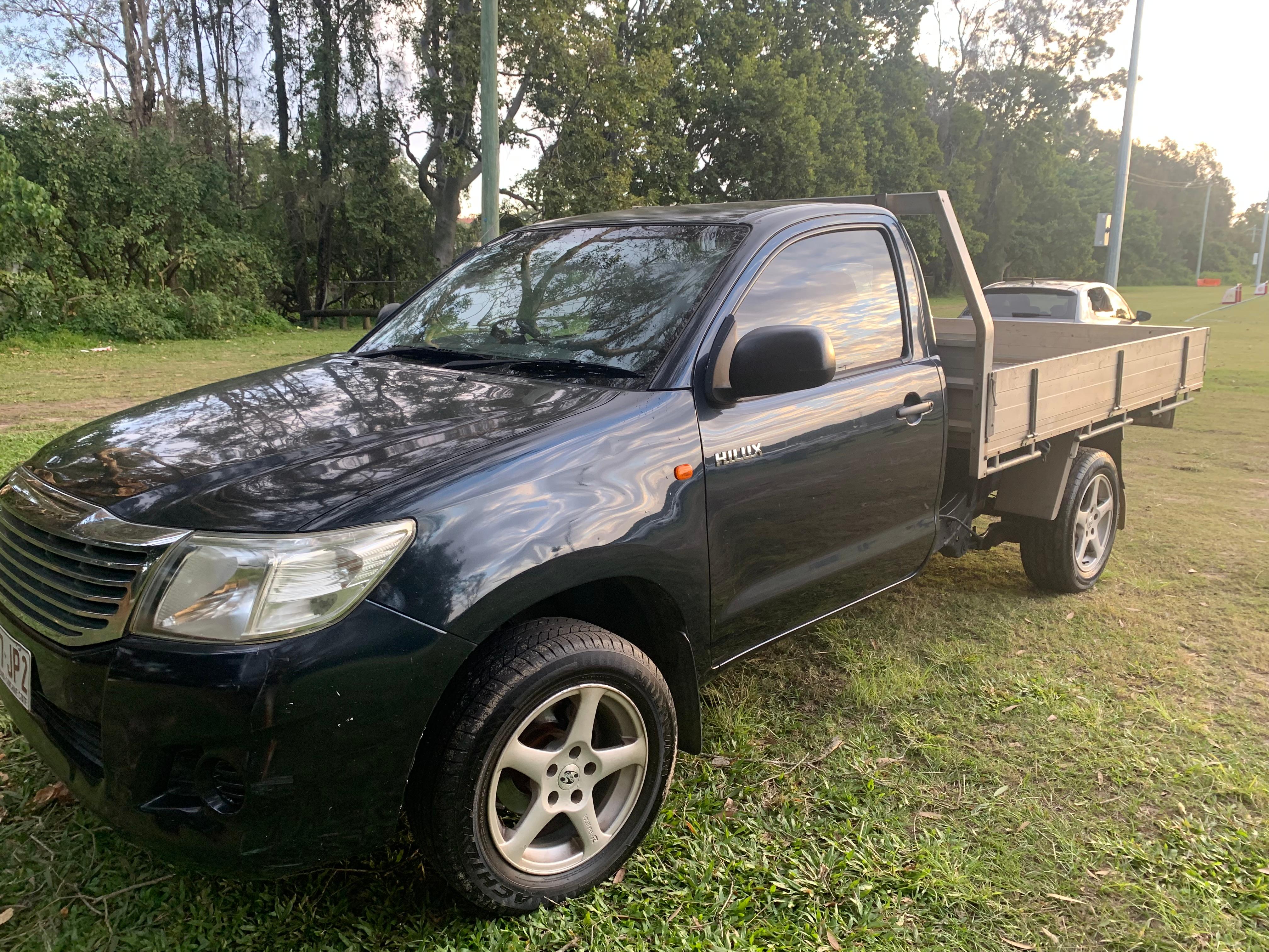 Toyota HILUX 2013 in 