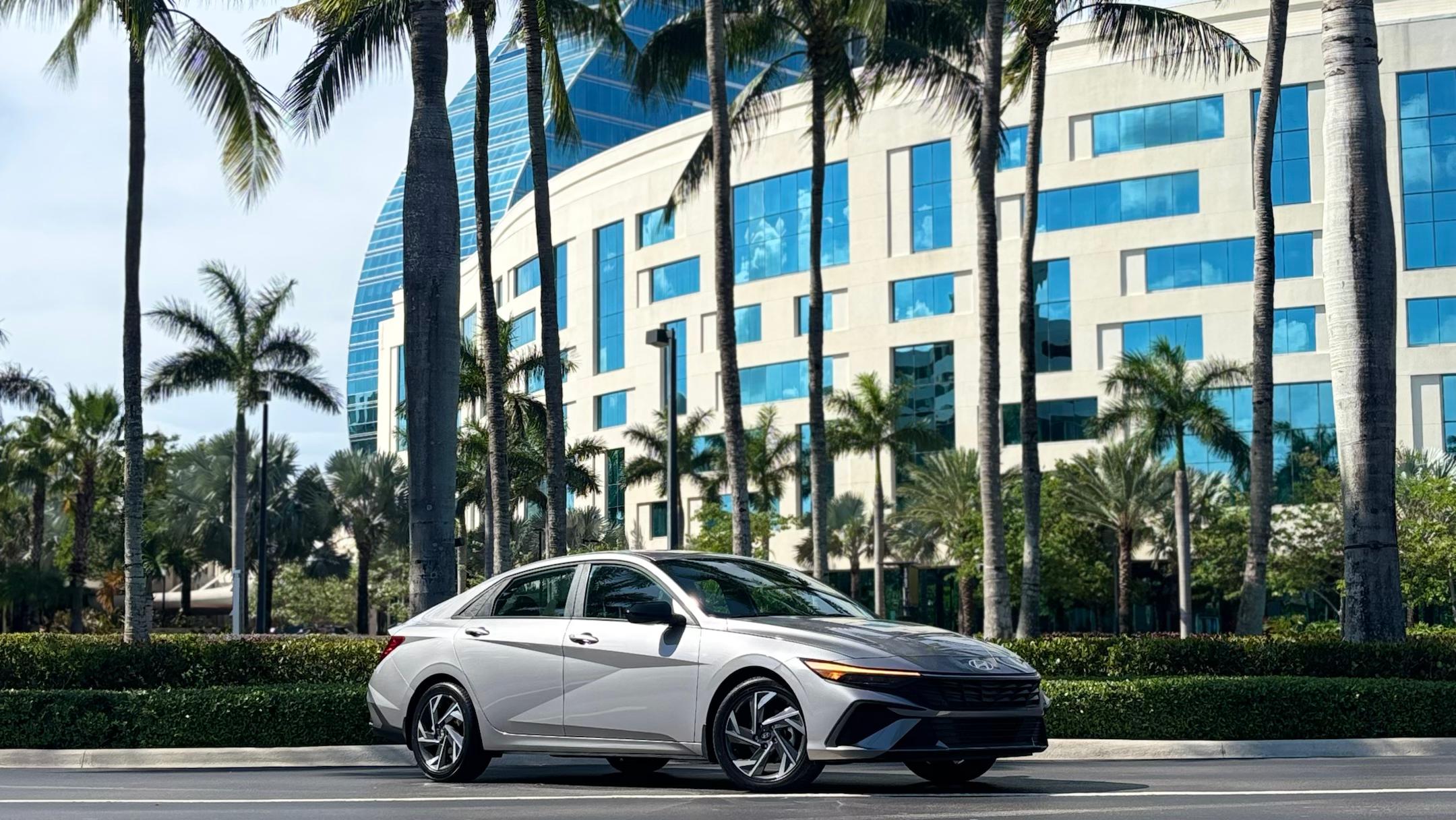 Hyundai Elantra 2025 in 