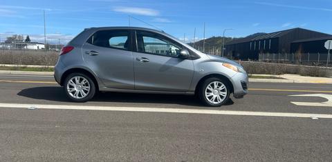 Mazda Mazda2 2014
