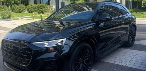 Audi Q8 2025