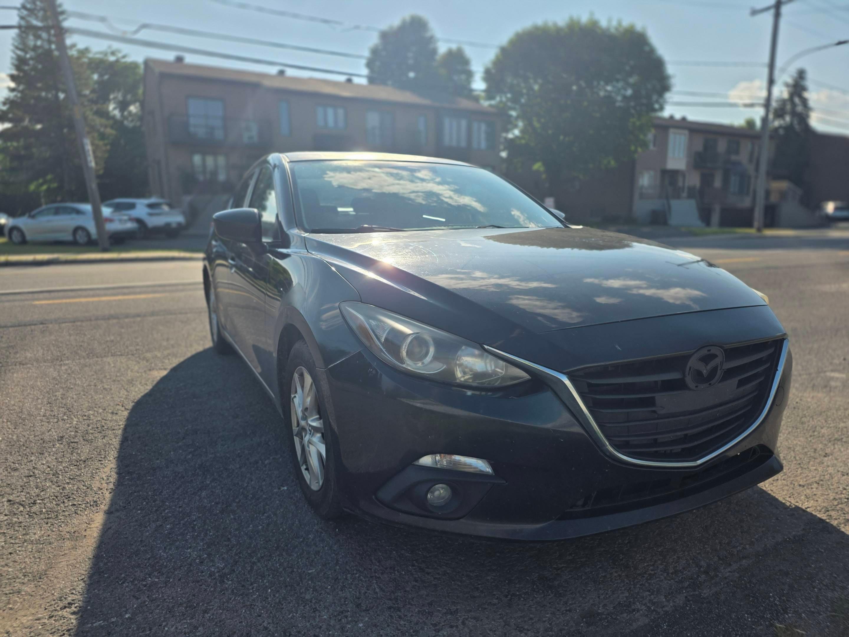 Mazda Mazda3 2014 in Sait Jean Sur Richelieu, QC