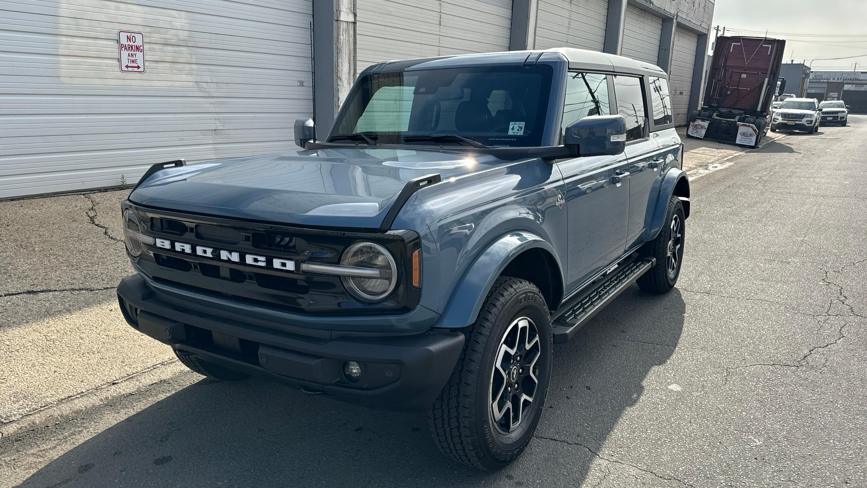Ford Bronco 2023 in Newark, NJ