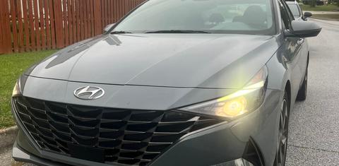 Hyundai Elantra 2021