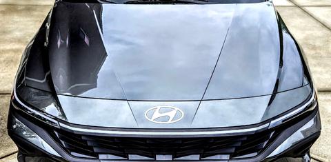 Hyundai Elantra 2025