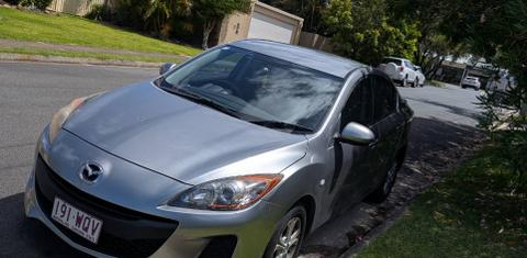 Mazda MAZDA3 2013