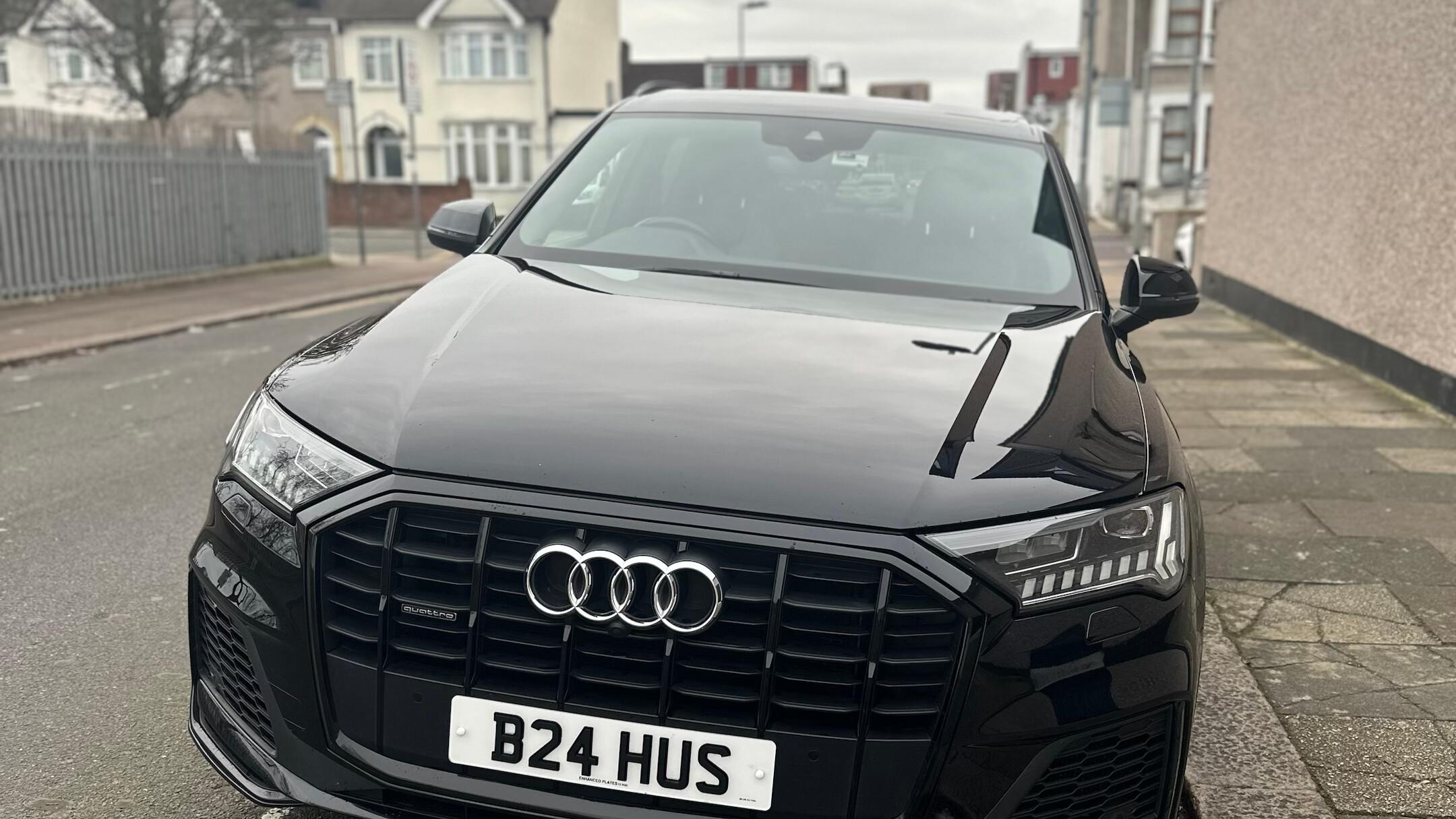 Audi Q7 2019 in London