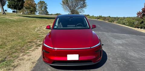Tesla Model Y 2026