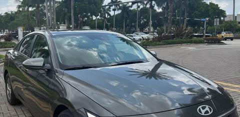 Hyundai Elantra 2025
