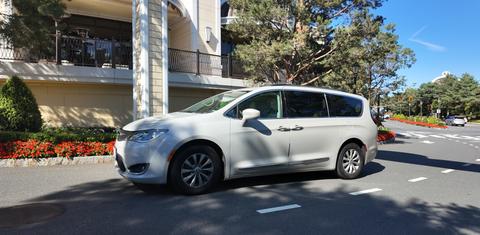 Chrysler Pacifica 2017