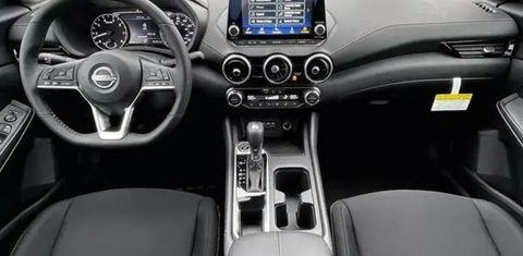 Nissan Sentra 2024