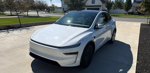 Tesla Model Y 2026