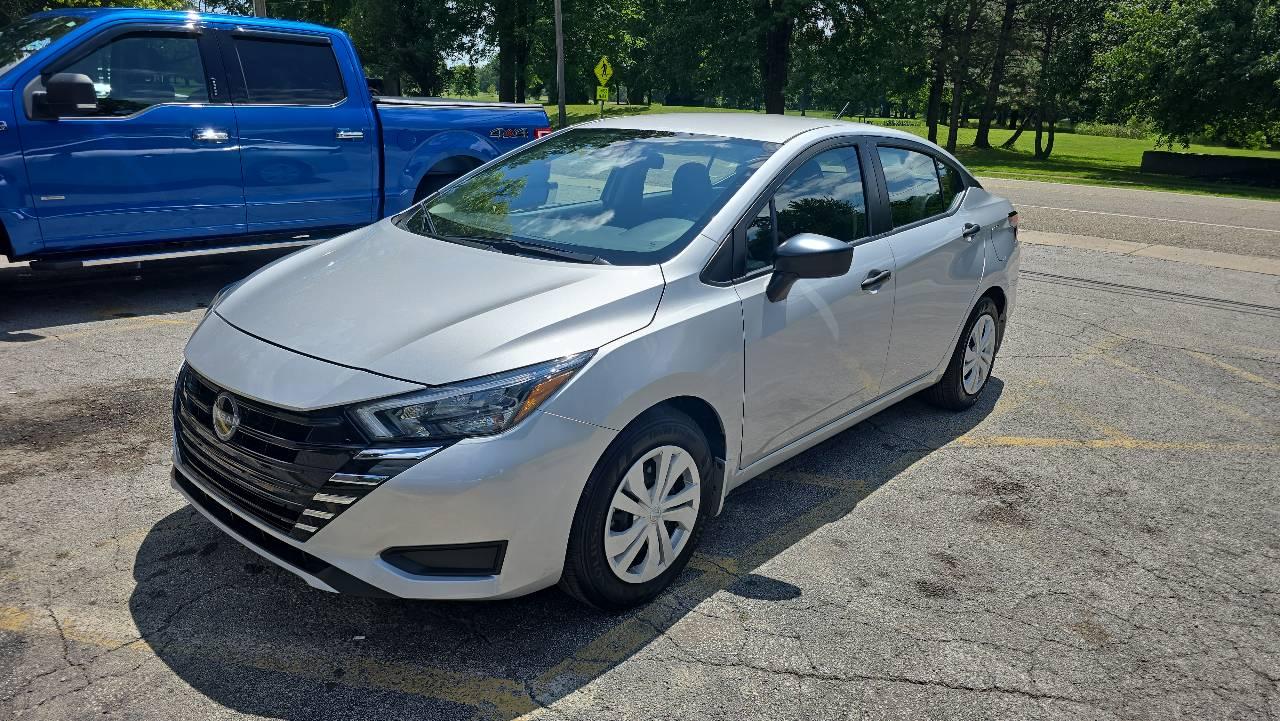 Nissan Versa 2025 in Warren, OH