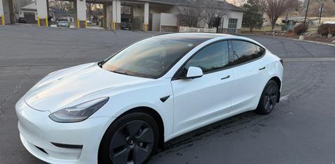 Tesla Model 3 2022