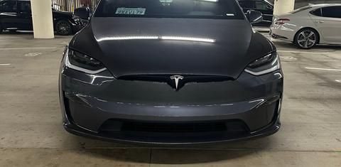 Tesla Model X 2022