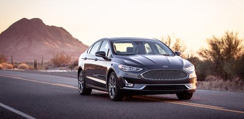 Ford Fusion Hybrid 2020