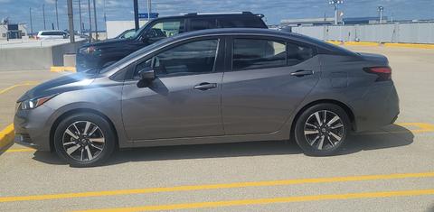 Nissan Versa 2021