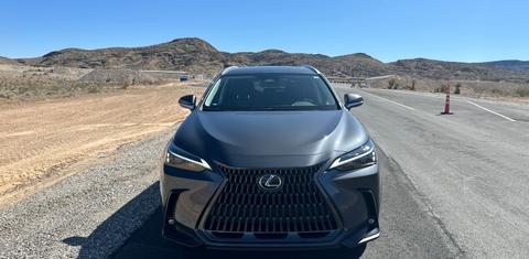 Lexus NX 2023