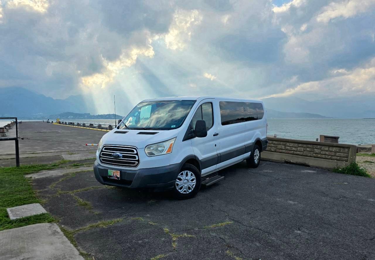 Ford Transit 2015 in Honolulu, HI