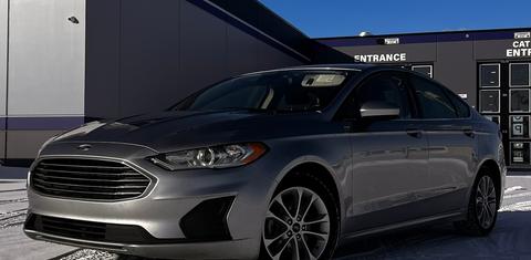 Ford Fusion Hybrid 2020