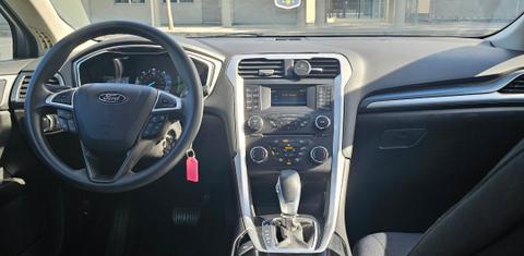 Ford Fusion Hybrid 2015