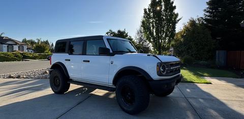 Ford Bronco 2024