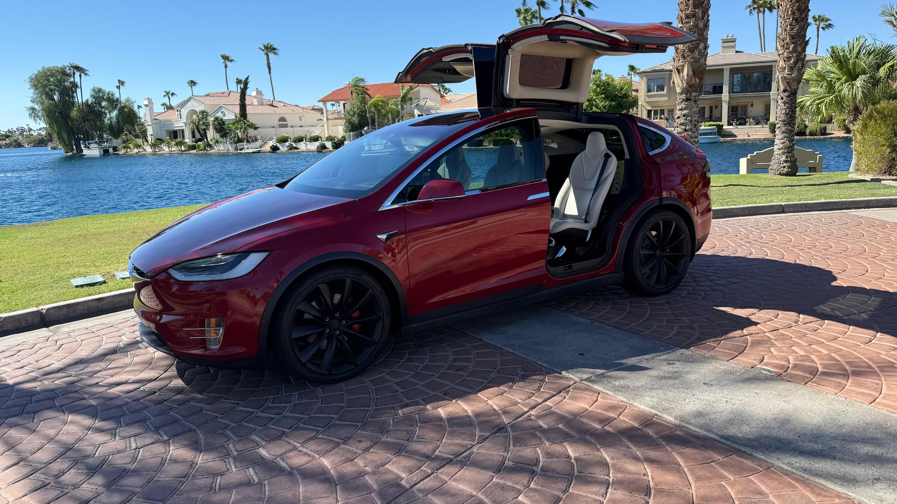 Tesla Model X 2018 in Gilbert, AZ