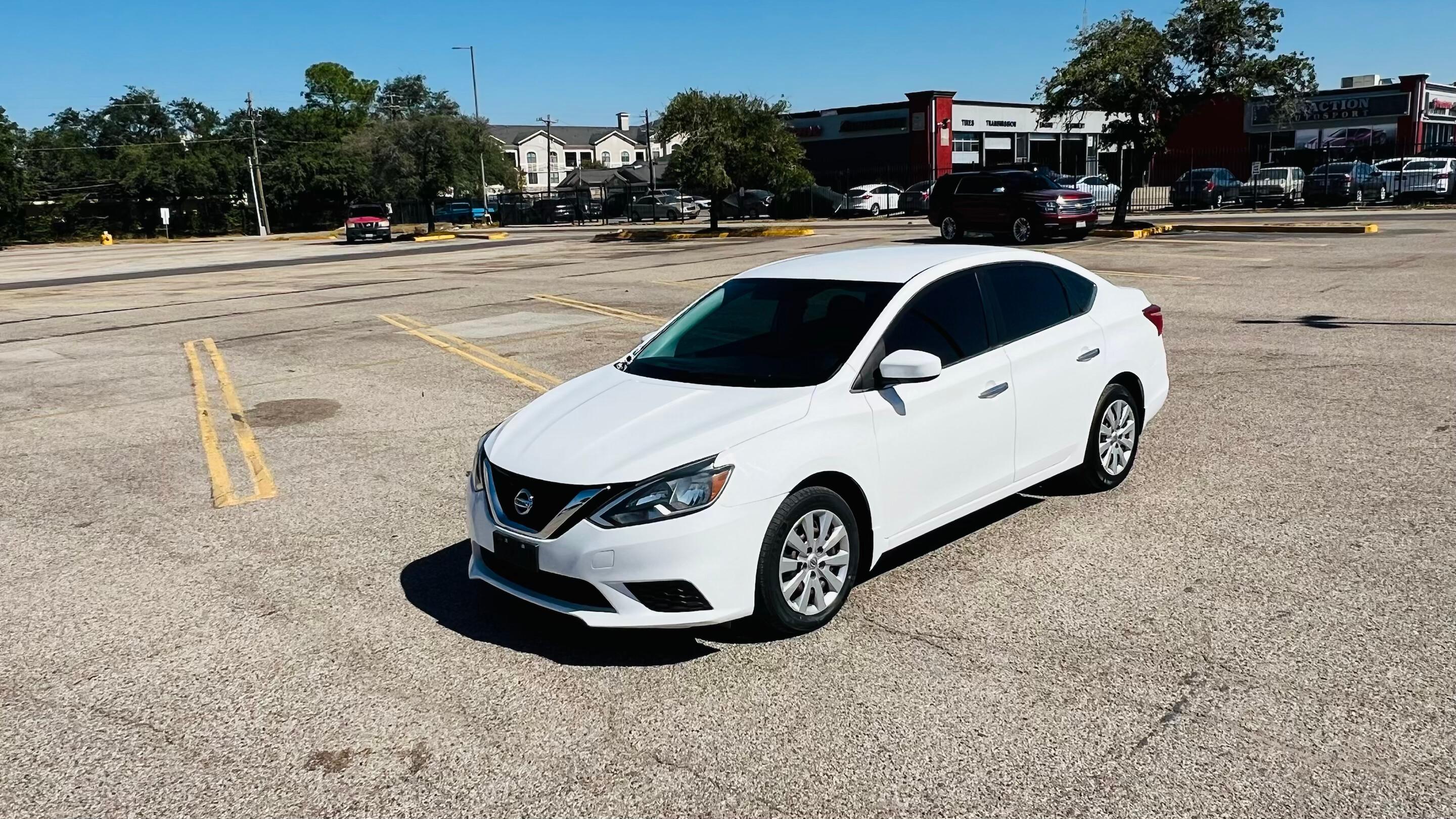 Nissan Sentra 2017 in 