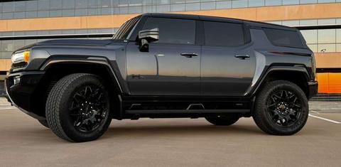 GMC HUMMER EV SUV 2025