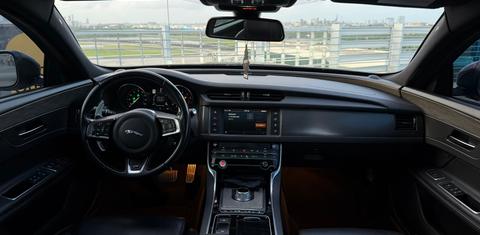 Jaguar XF 2016