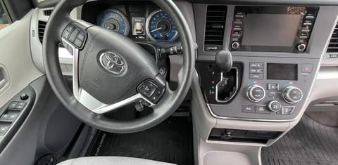 Toyota Sienna 2019