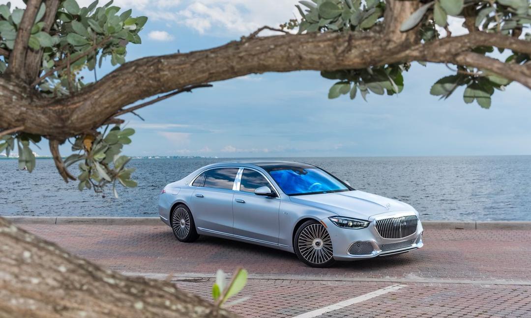 Mercedes-Benz S-Class 2024