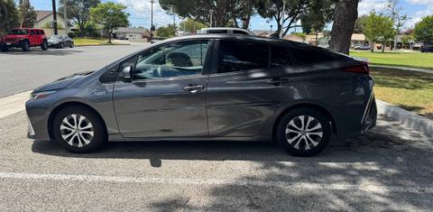 Toyota Prius Prime 2021