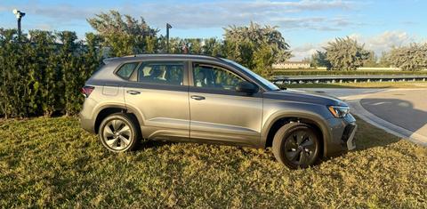 Volkswagen Taos 2026