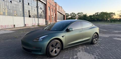 Tesla Model 3 2023