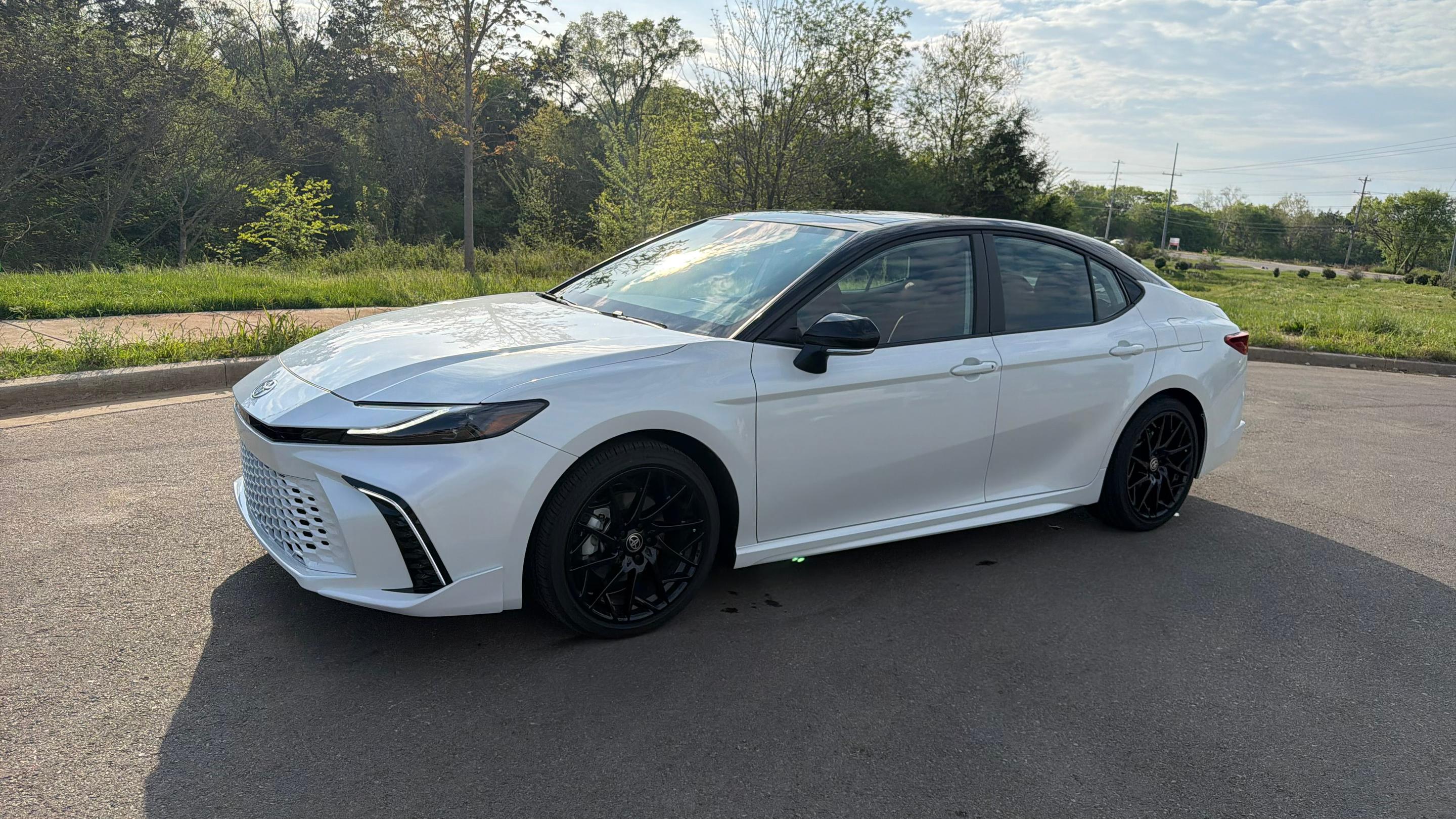 Toyota Camry Hybrid 2026 in 