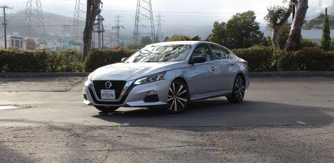 Nissan Altima 2021