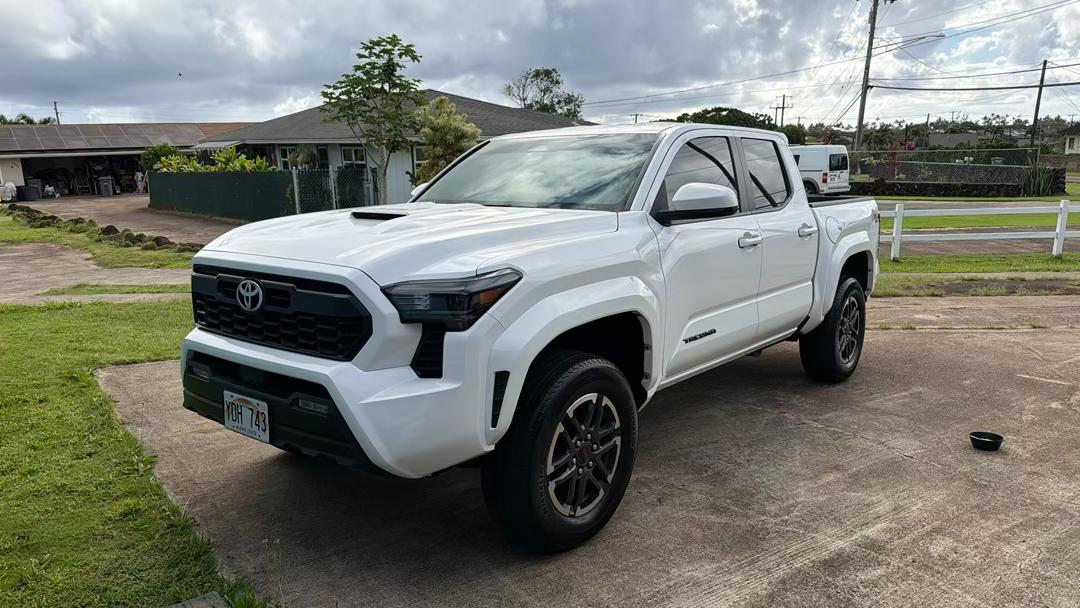 Toyota Tacoma 2024 in Kapaʻa, HI