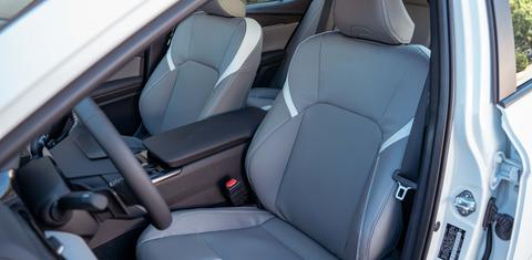 Toyota Camry Hybrid 2025