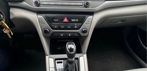 Hyundai Elantra 2017