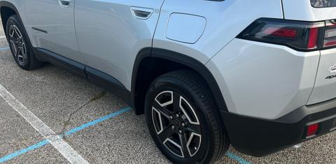 Jeep Cherokee 2026