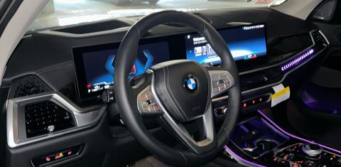 BMW X7 2024
