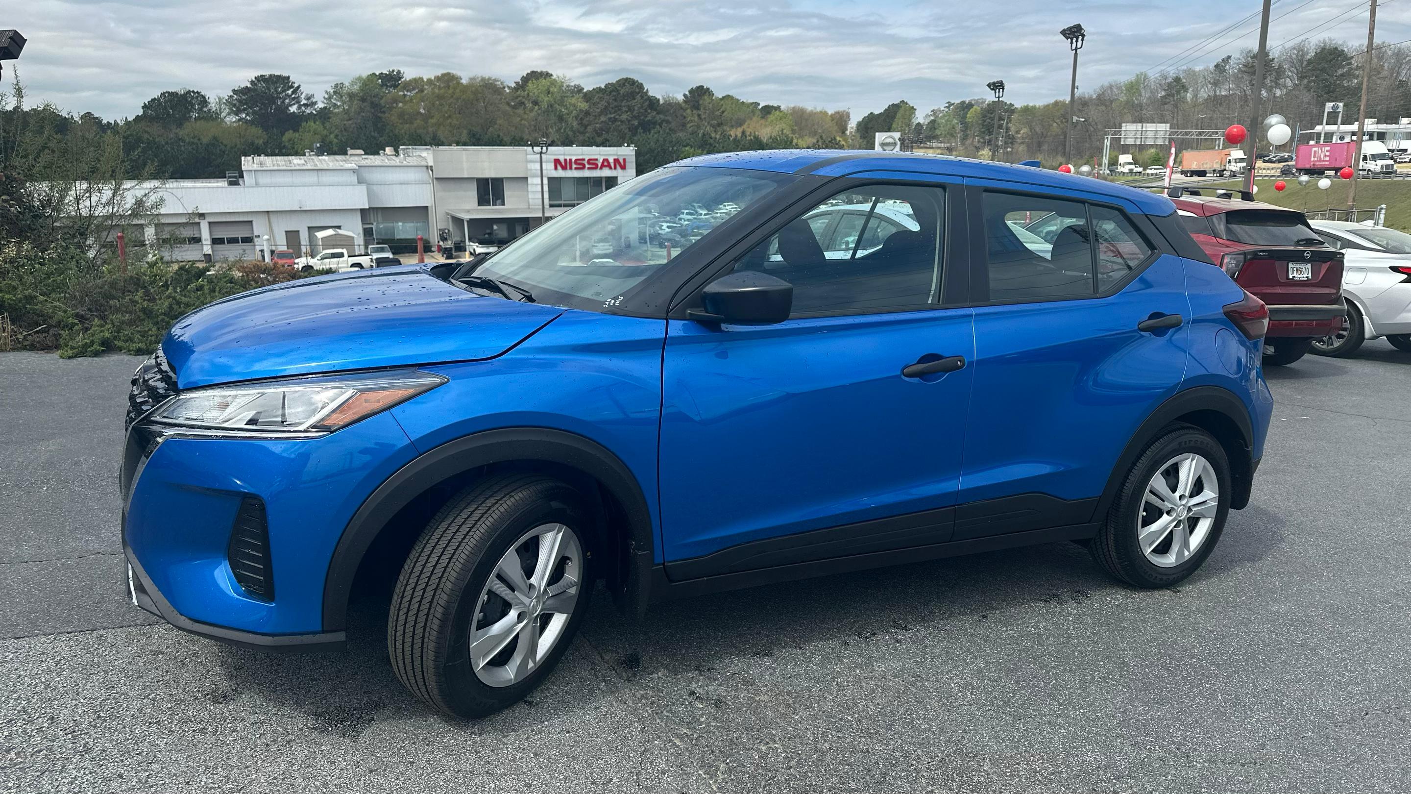 Nissan Kicks Play 2025 in Lithia Springs, GA