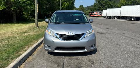 Toyota Sienna 2014