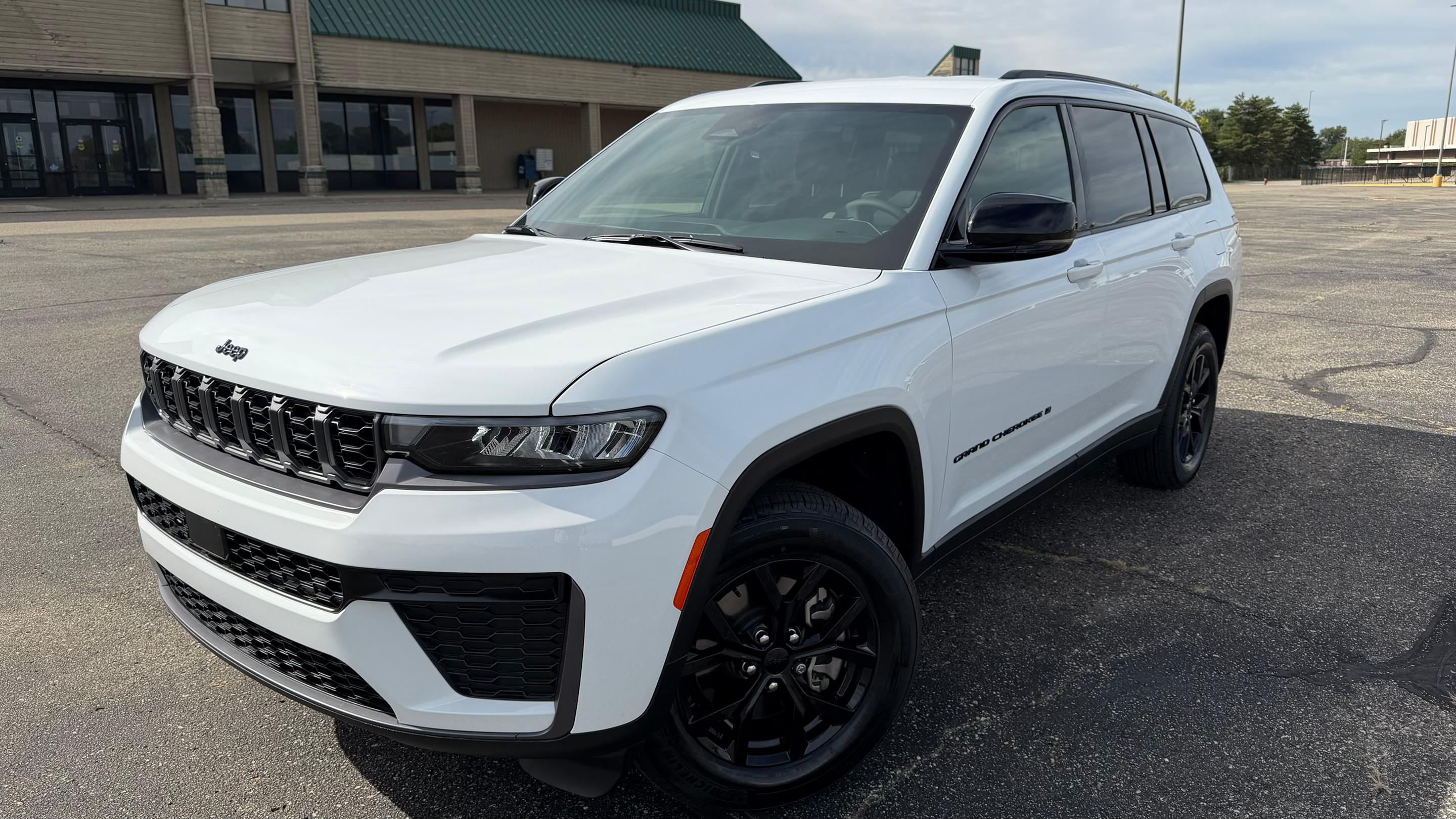 Jeep Grand Cherokee L 2026 in Flint, MI