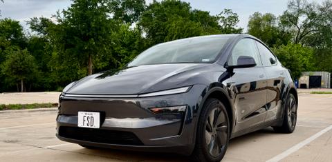 Tesla Model Y 2026