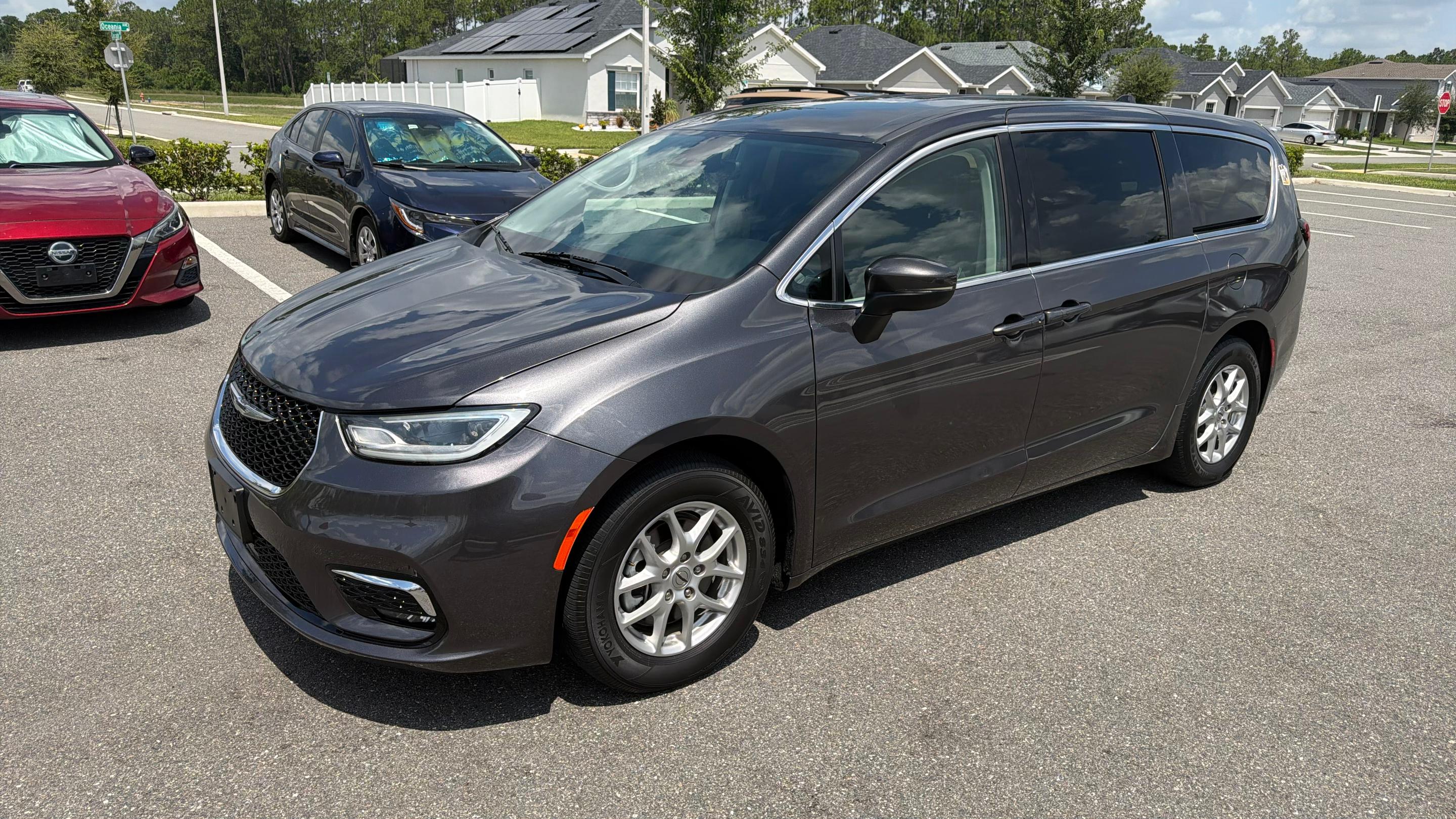 Chrysler Pacifica 2023 in Davenport, FL